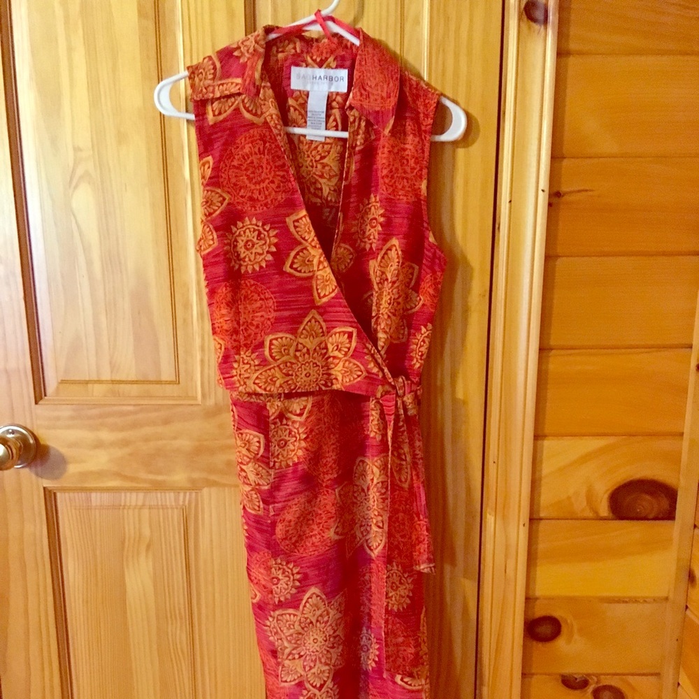 Slimming Sleeveless Dress